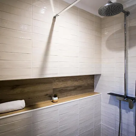 Casa Do Gato Sete Riscas Sobral (Leiria)